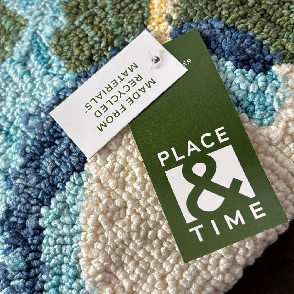 Place & Time “JoAnne’s” Yarn hooked floral, multicolor square pillow